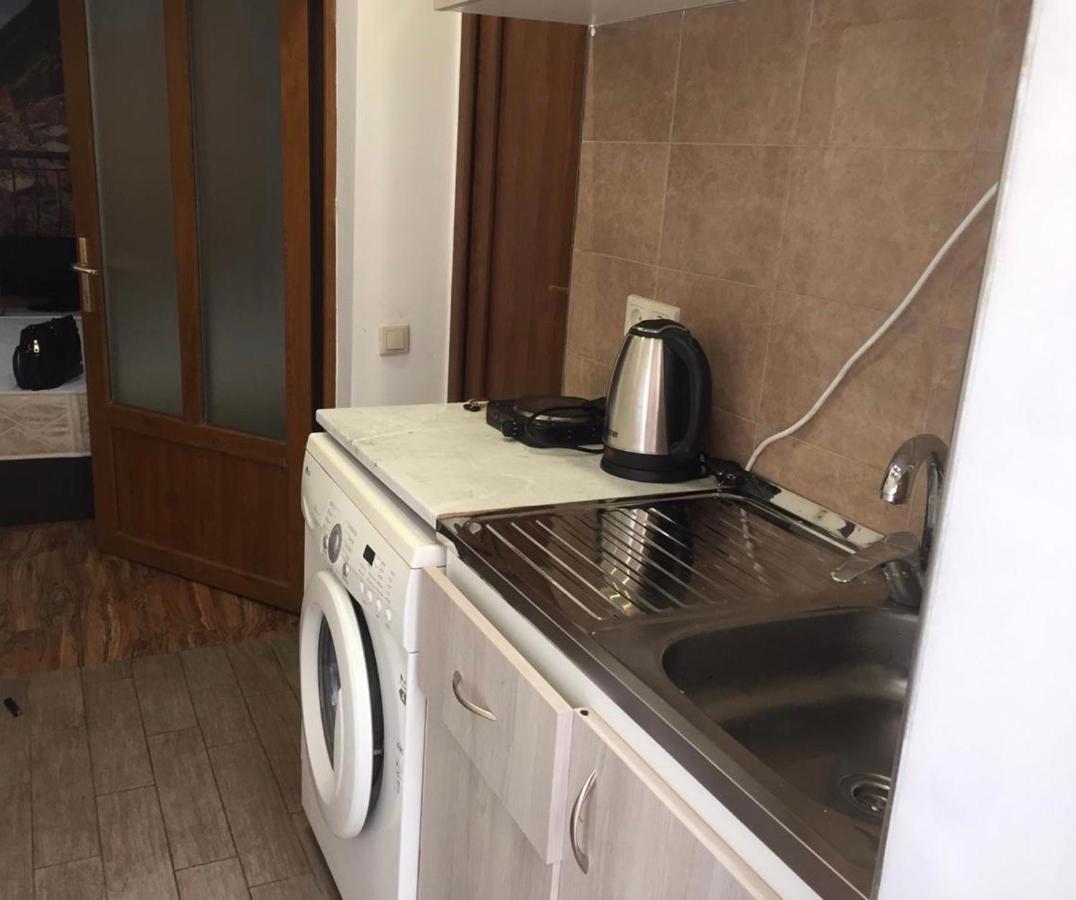 Studio Apartment Near Republic Square Jerevan Eksteriør billede
